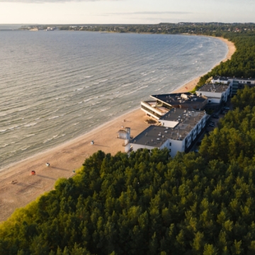 Baltic,Coast,Pirita,Beach,In,Tallinn,City,At,Sunset